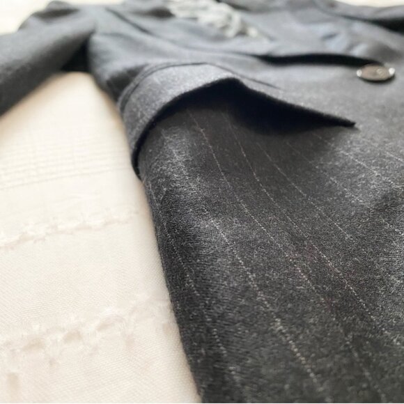 BOSS Hugo Boss pin stripe blazer US size 4 - Picture 5 of 5